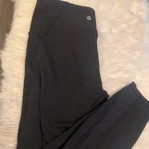 black lululemon spandex tights 28”